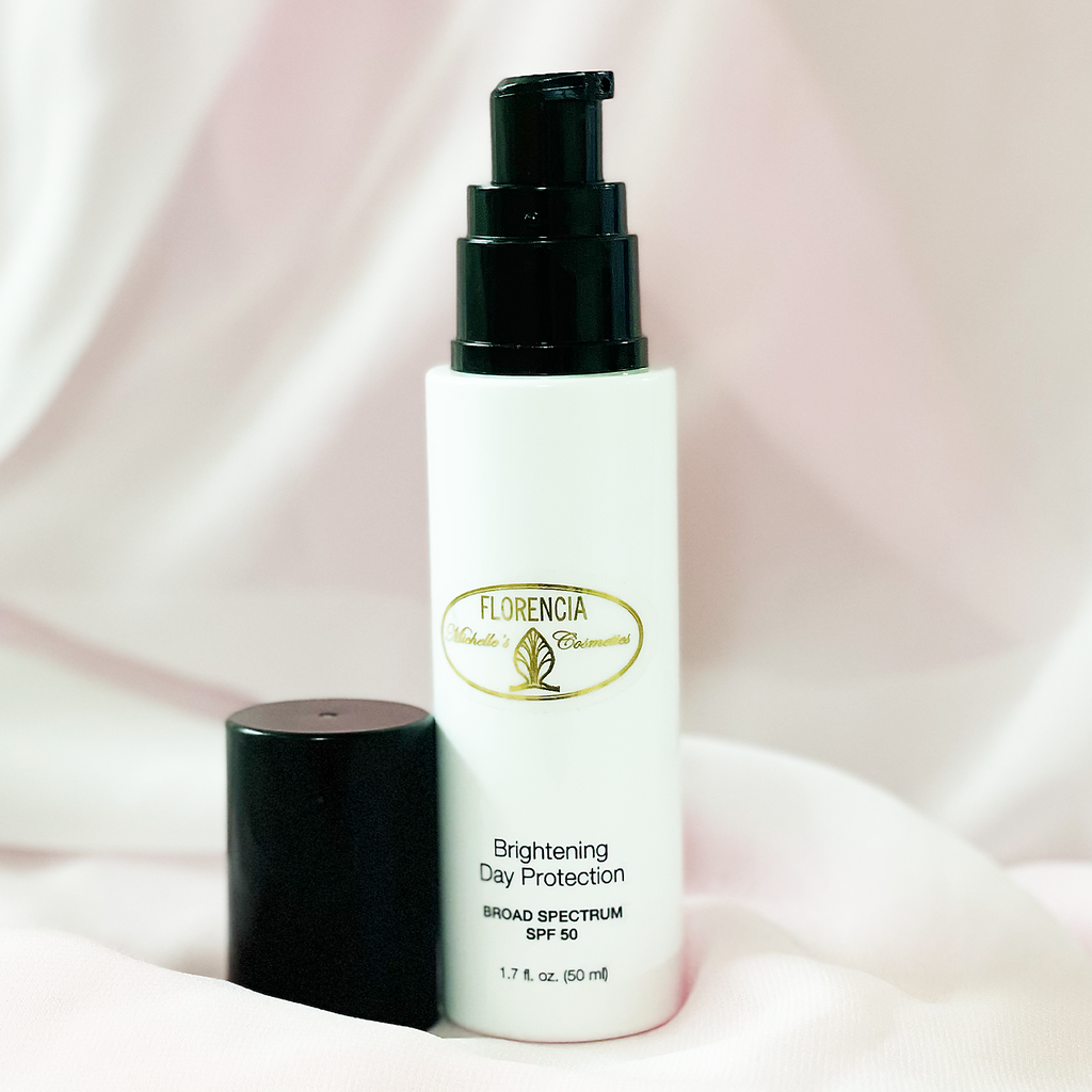 Open jar of Florencia SPF 50 Brightening Day Protection cream