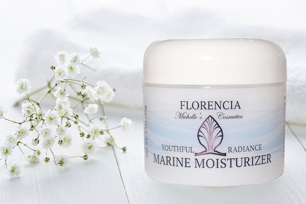 A jar of Marine Moisturizer Youthful Radiance.